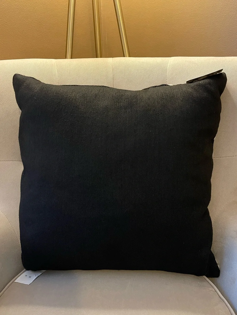 NWT Better Homes & Gardens Black White Textured Outdoor Throw Pillow 19x19